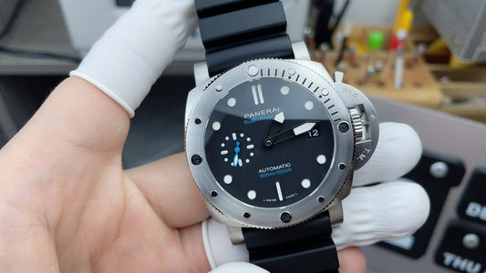 PAM1229 – 44mm Luminor Marina Black Dial Watch