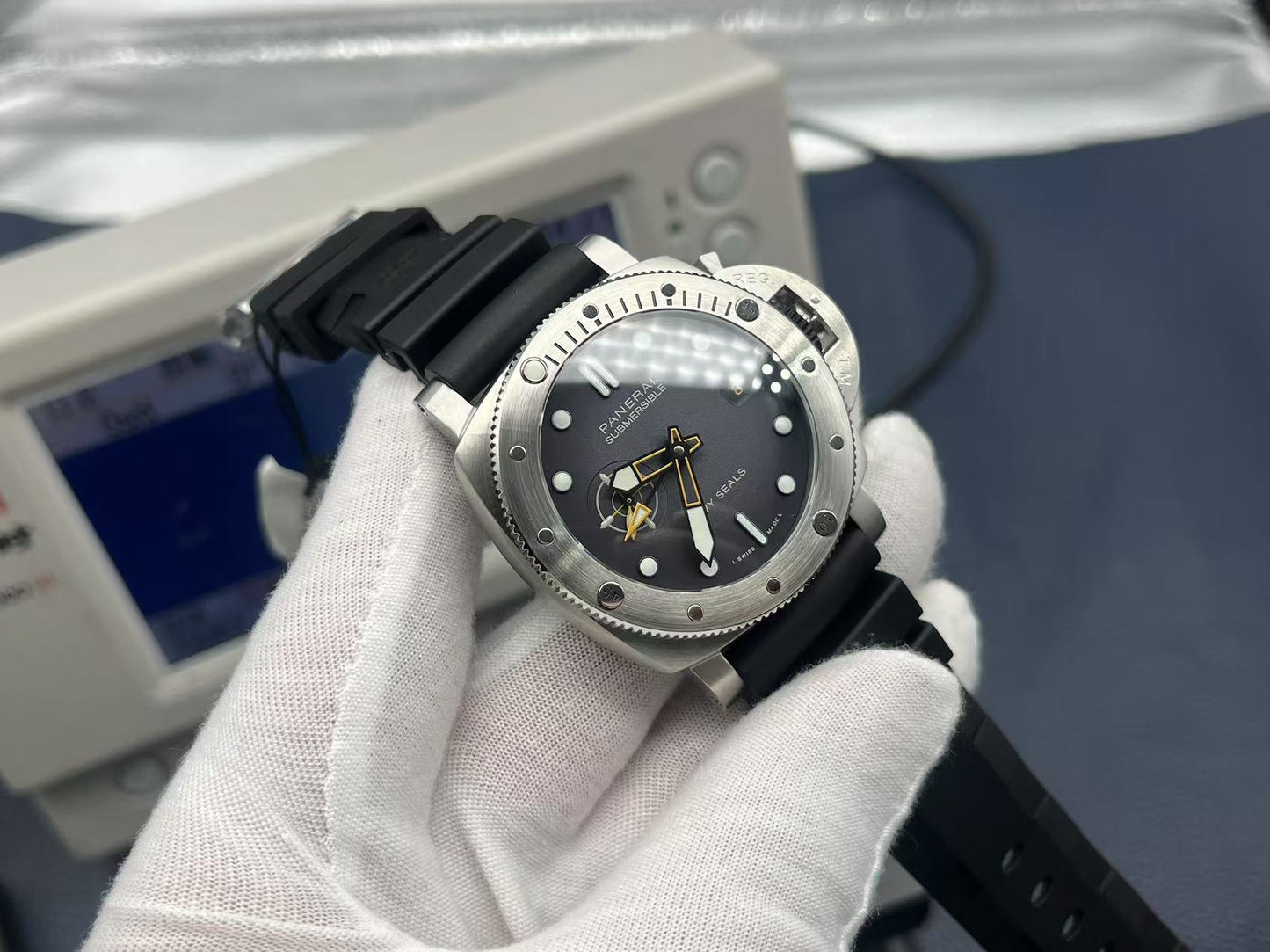 PAM1323 V3 Upgrade – 44mm Ceramic Dive Watch