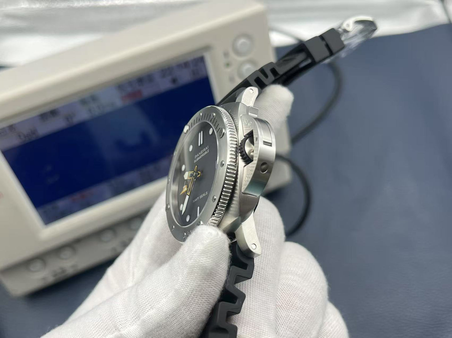 PAM1323 V3 Upgrade – 44mm Ceramic Dive Watch