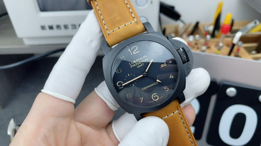 PAM441 Ceramic Watch – Luminor GMT Automatic