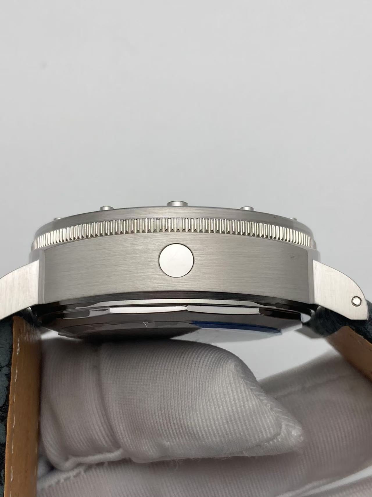 Panerai Luminor Submersible PAM087 – 44mm&nbsp; Watch