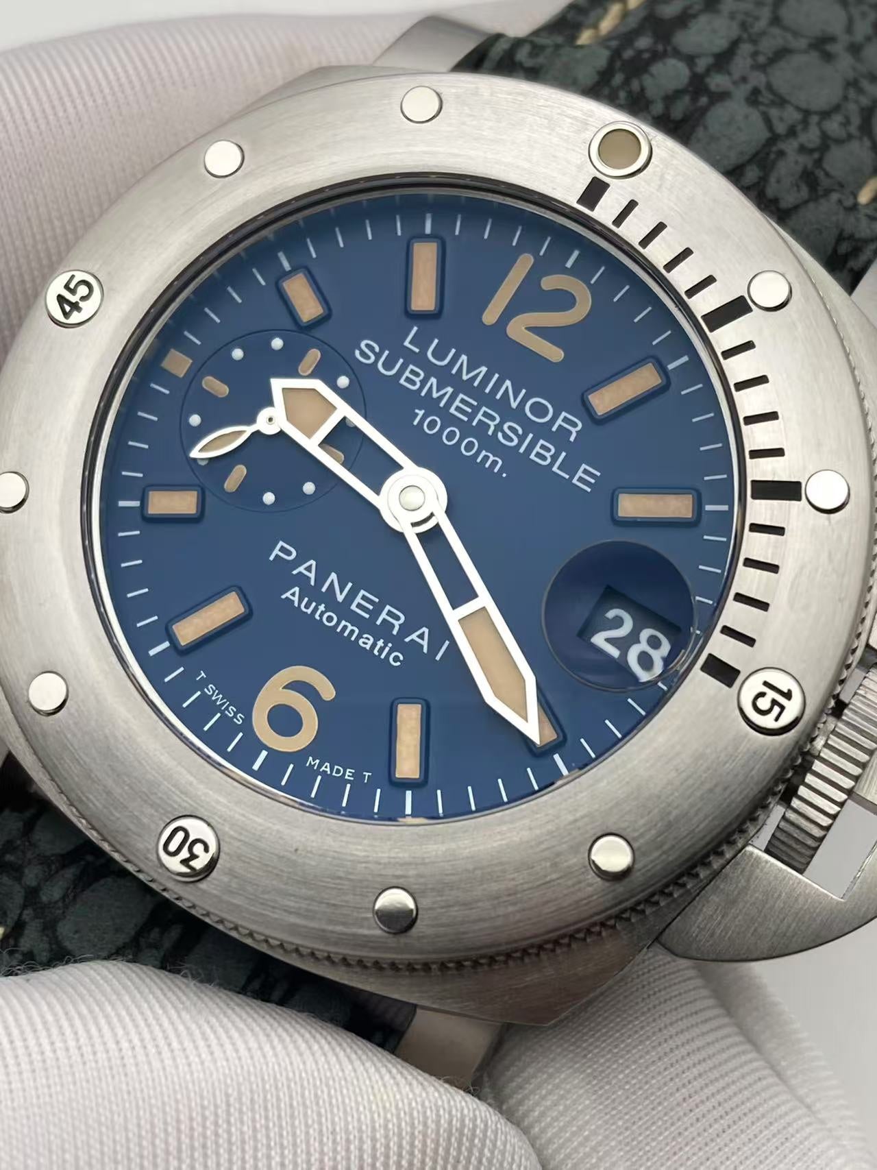Panerai Luminor Submersible PAM087 – 44mm&nbsp; Watch