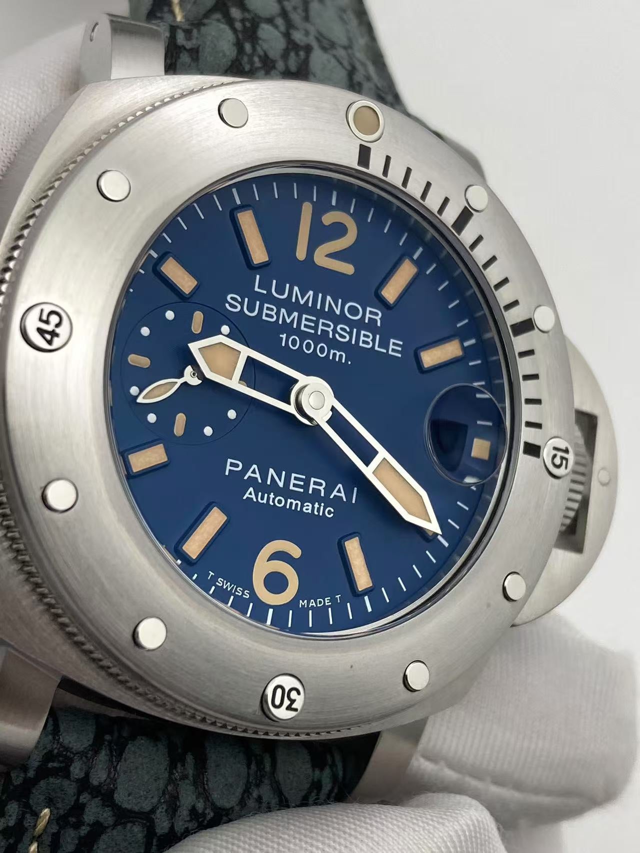Panerai Luminor Submersible PAM087 – 44mm&nbsp; Watch