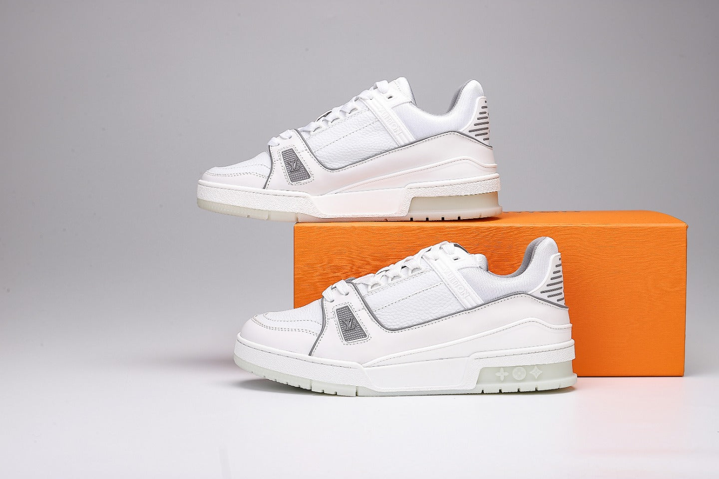 Top Version 2021 Louis Vuitton Trainer Skate Sneakers (Couple's Edition)