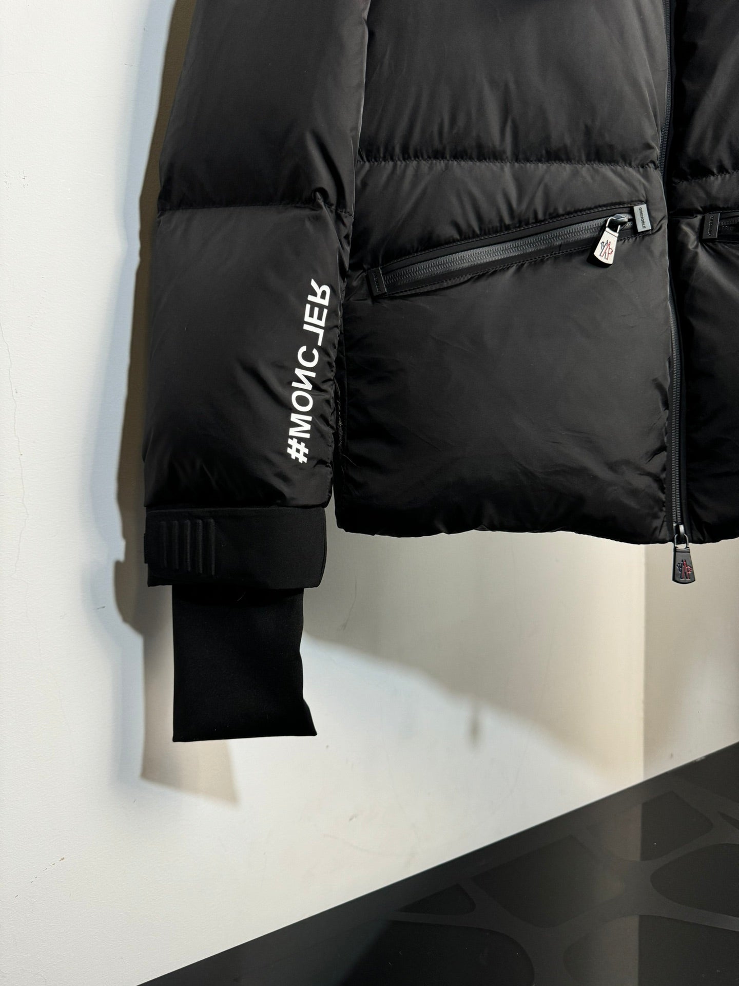 MONCLER Verdons Men's Grenoble Ski Series Down Jacket Black