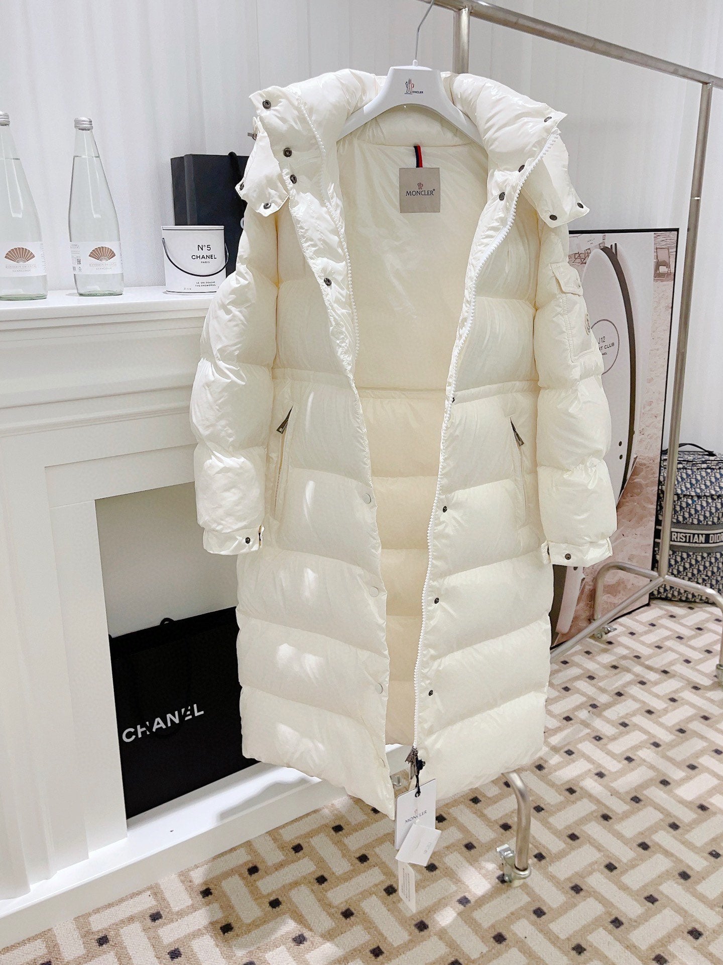 MONCLER Maier 23SS Women's Long Glossy Down Coat White