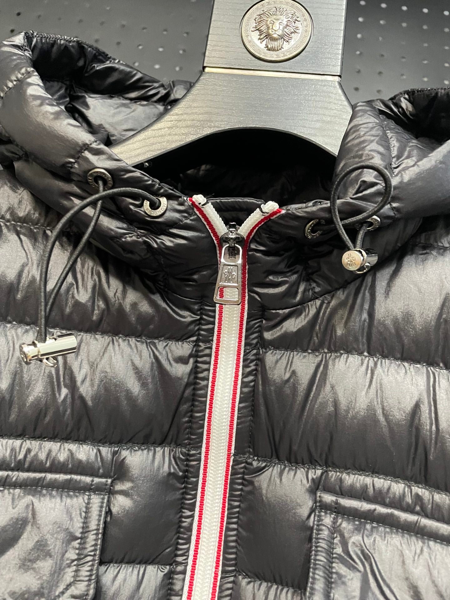 MONCLER Galion Lightweight Hooded Down Jacket – 2024 New Arrival Blk