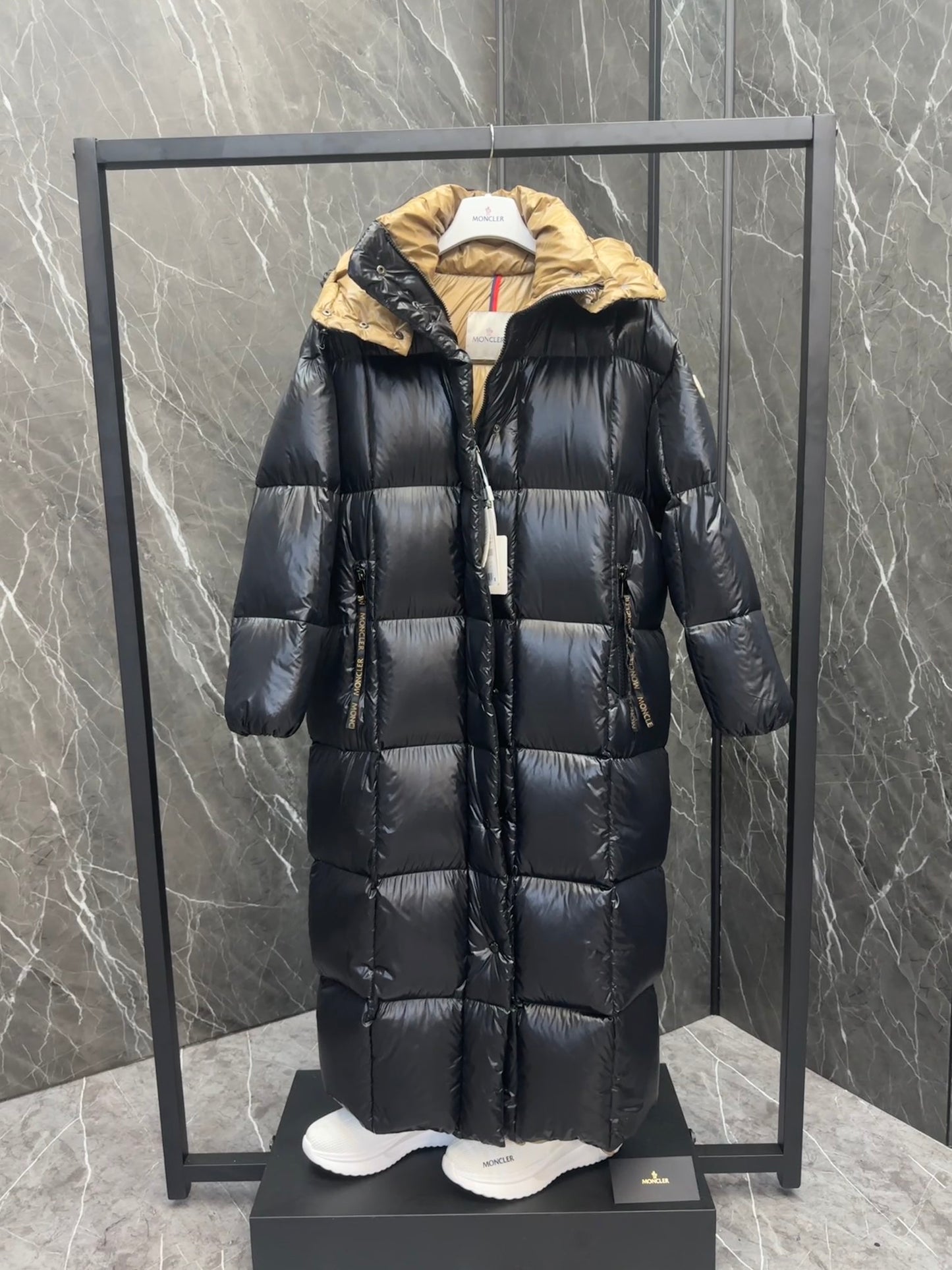 Moncler-Inspired Parnaiba Long Down Jacket for Women