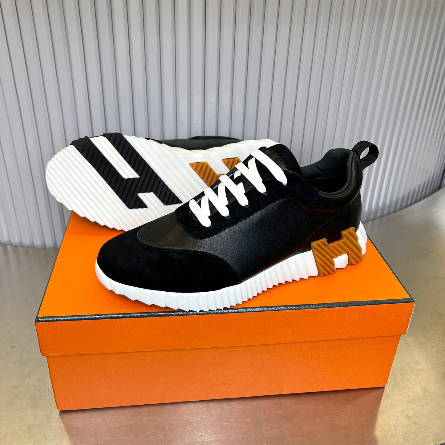 Hermes Unisex High-Tech Two-Tone Sneakers – Premium Edition