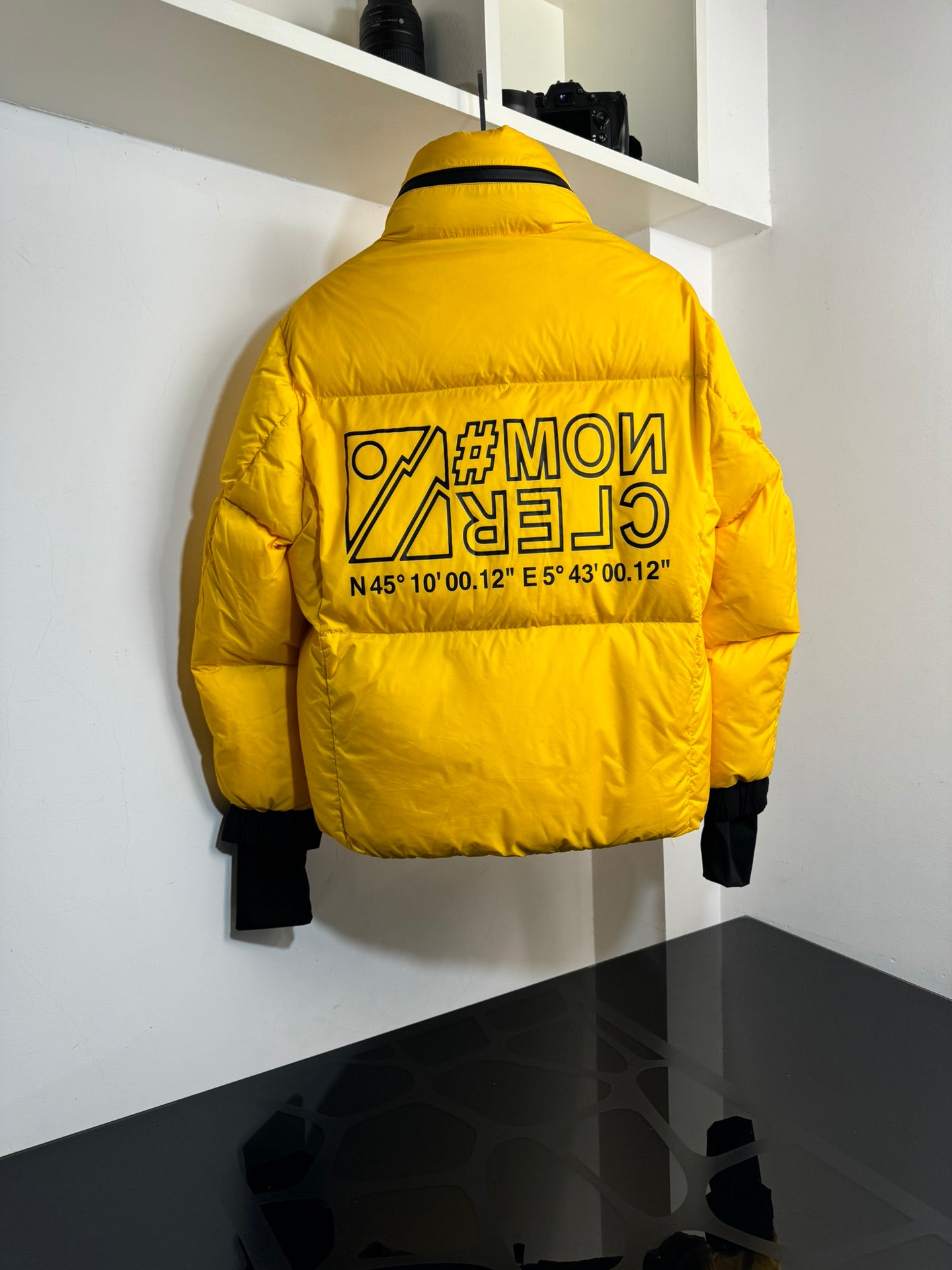 Moncler Verdons Men's Grenoble Ski Series Down Jacket Yellow