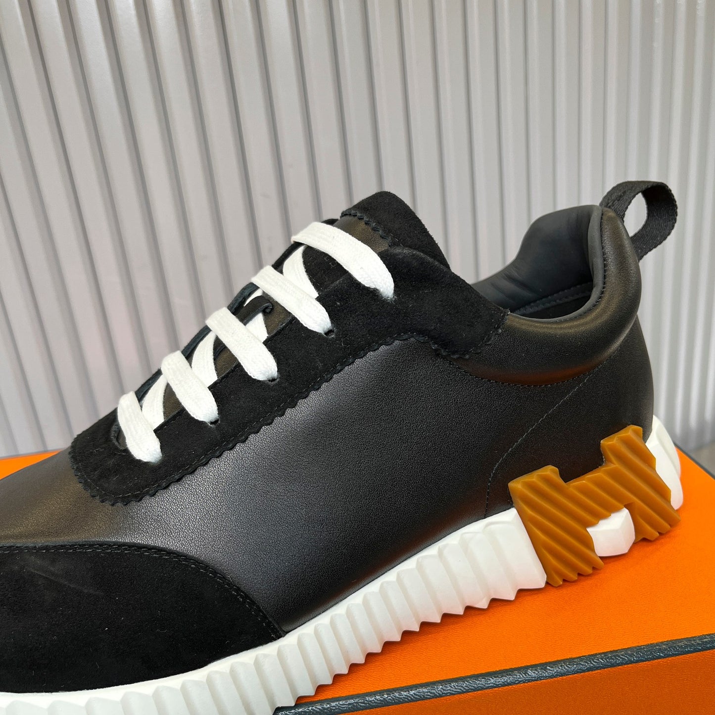 Hermes Unisex High-Tech Two-Tone Sneakers – Premium Edition
