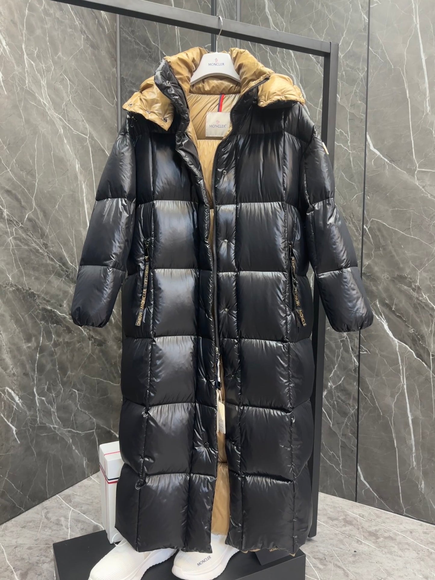 Moncler-Inspired Parnaiba Long Down Jacket for Women