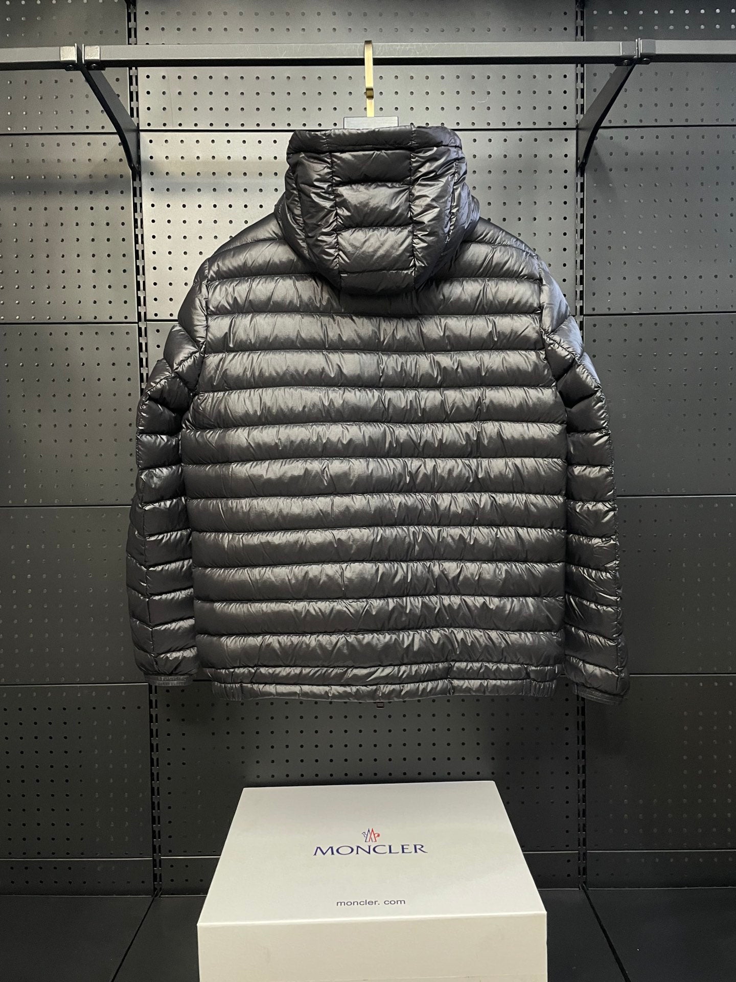 MONCLER Galion Lightweight Hooded Down Jacket – 2024 New Arrival Blk