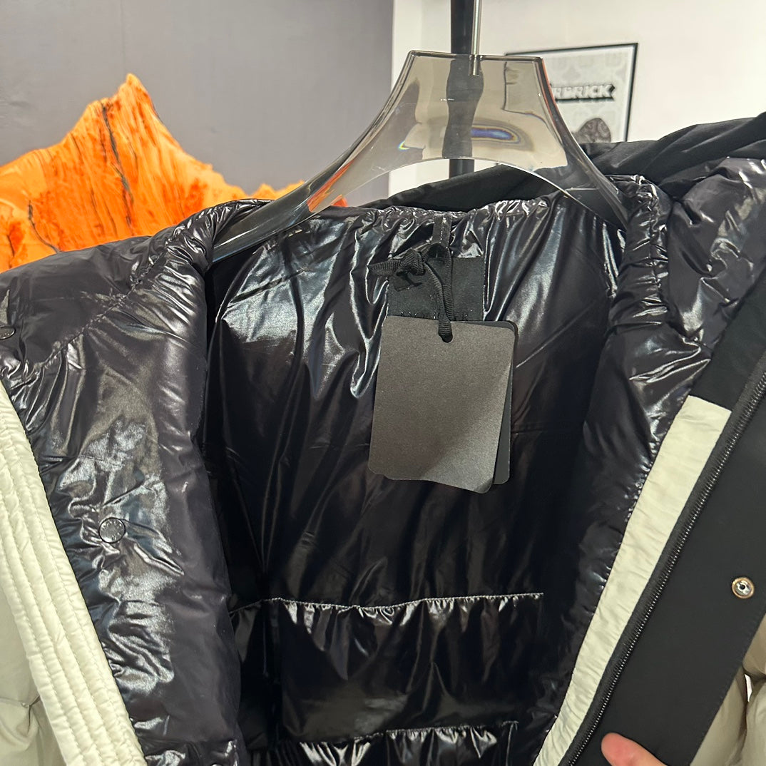 Moncler-Inspired Madeira Black Badge Short Down Jacket