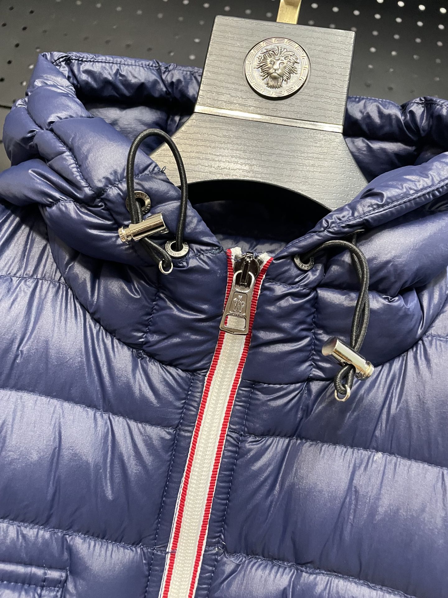MONCLER Galion Lightweight Hooded Down Jacket – 2024 New Arrival N.blue