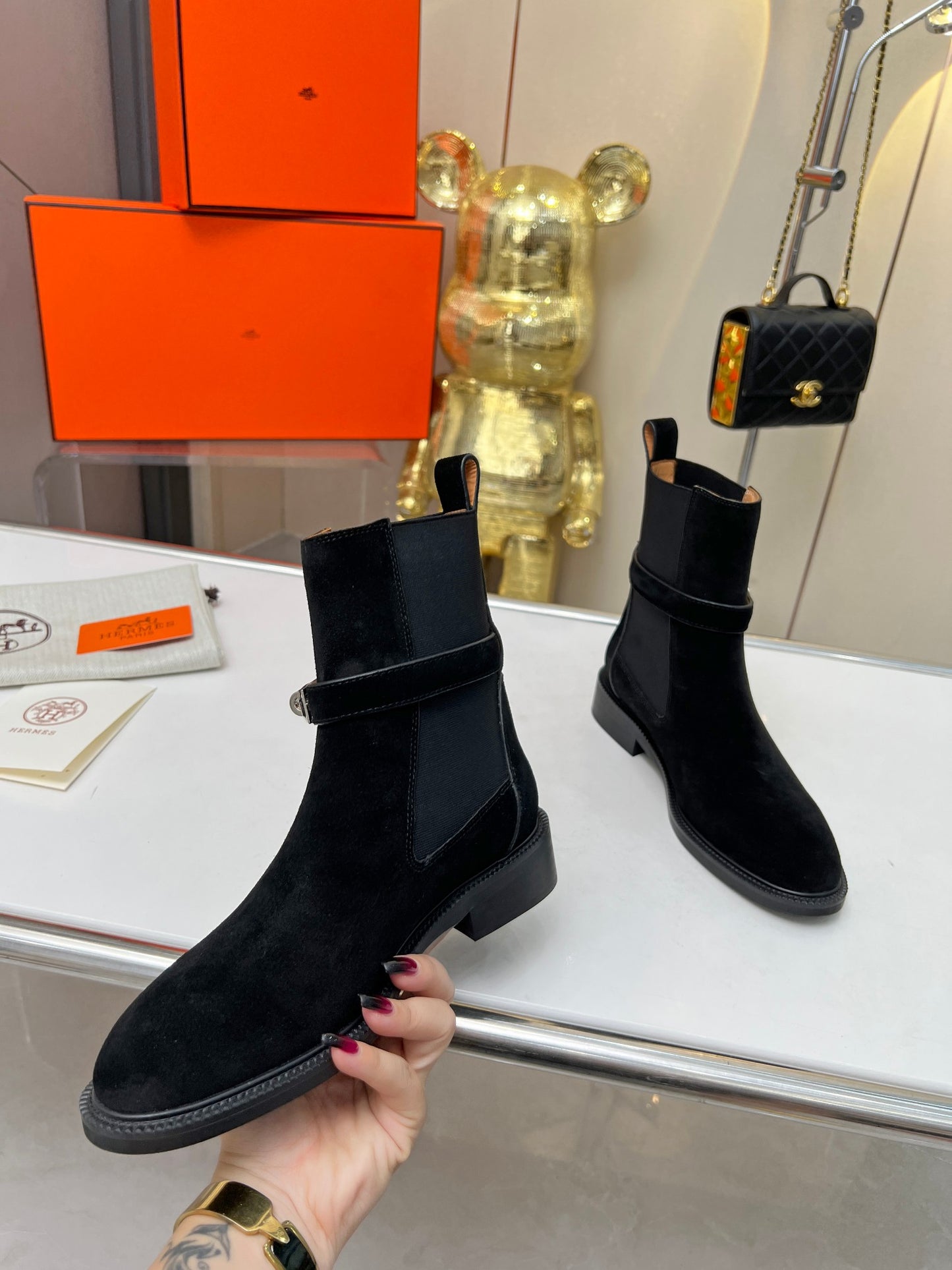 Hermes 2024 Fall/Winter Classic Suede Riding Boots – Women's Edition Blk