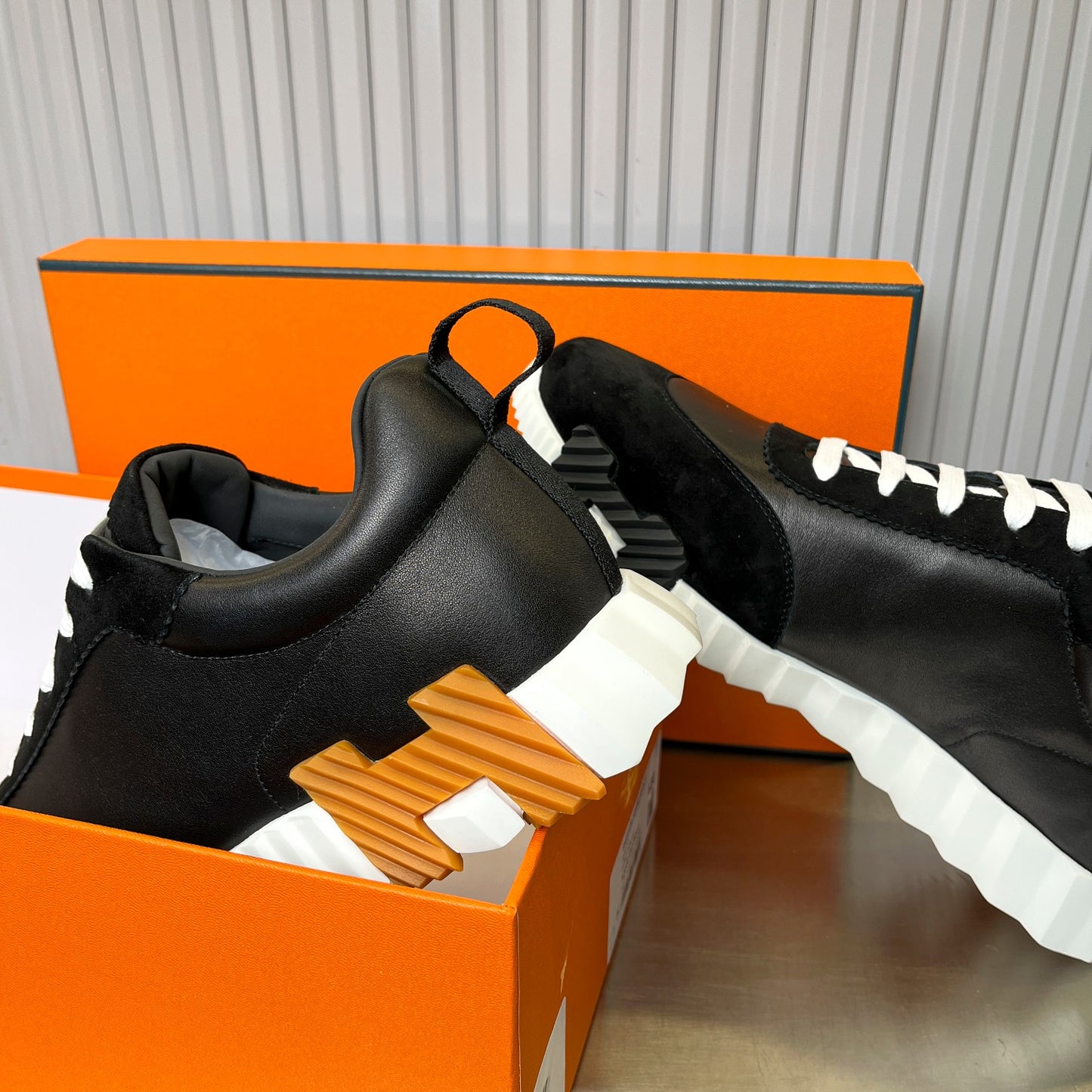 Hermes Unisex High-Tech Two-Tone Sneakers – Premium Edition