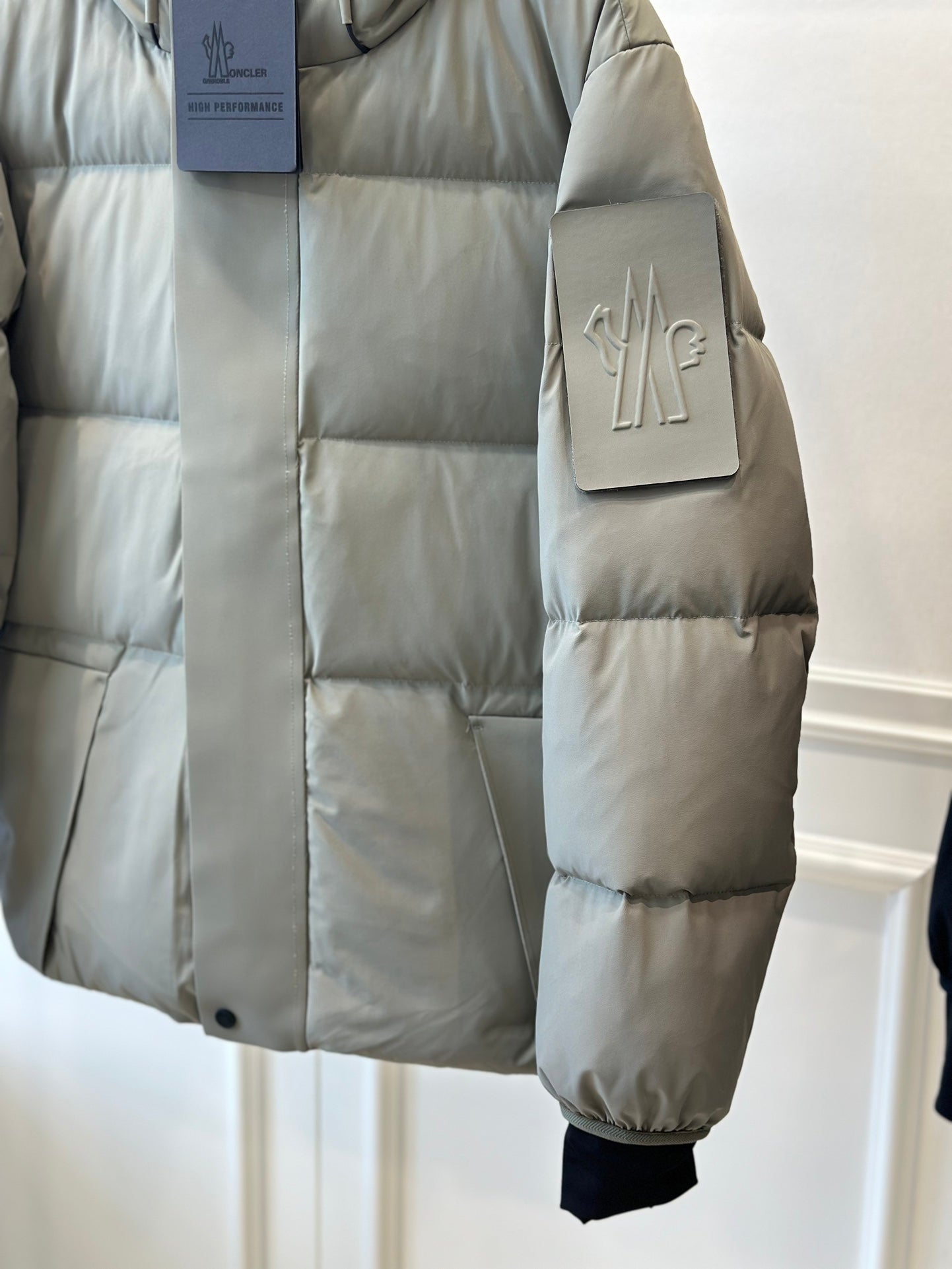 Moncler-Inspired Ski Tech Down Jacket – Limited Edition Unisex